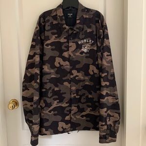 Men’s lightweight Hurley jacket